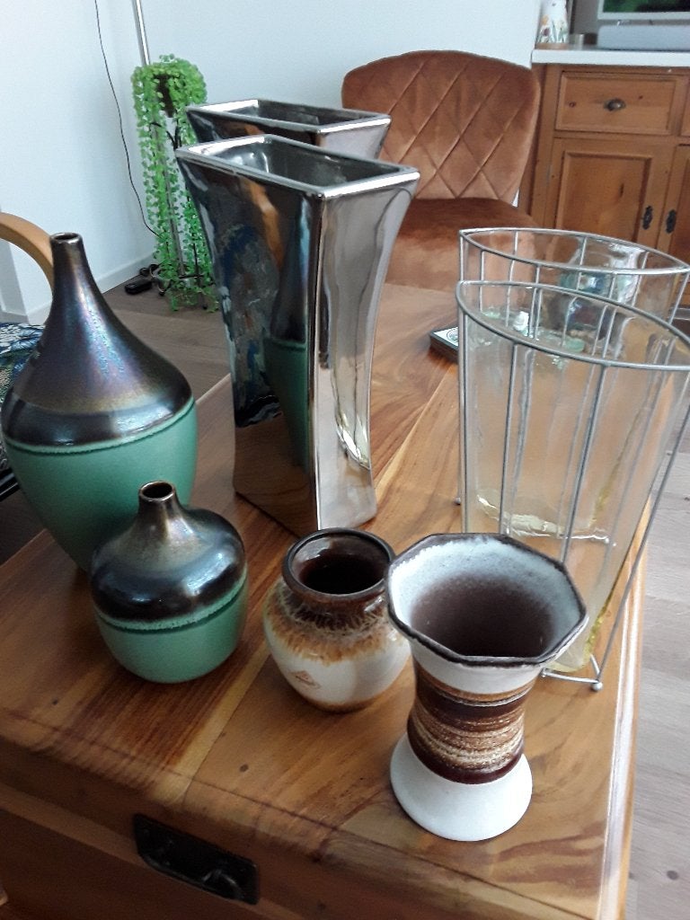 vazen. vintage vazen. modernere vazen. 12,50 euro per set, Ophalen of Verzenden, Zo goed als nieuw, Overige kleuren, Overige materialen