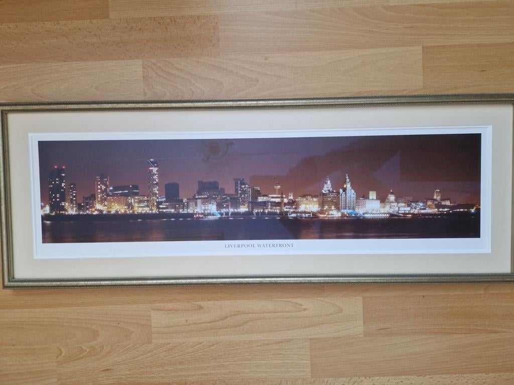 Ingelijste foto Liverpool Waterfront bij nacht, Antiek en Kunst, Ophalen of Verzenden