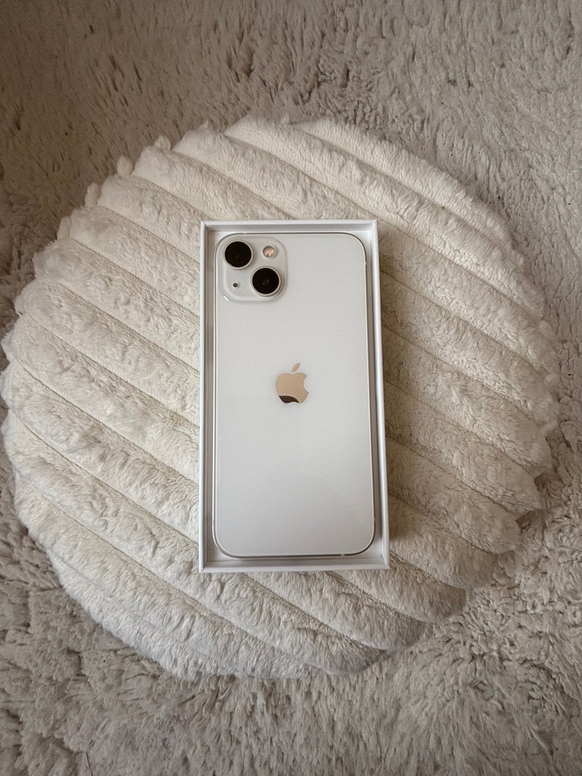 iPhone 13 256GB