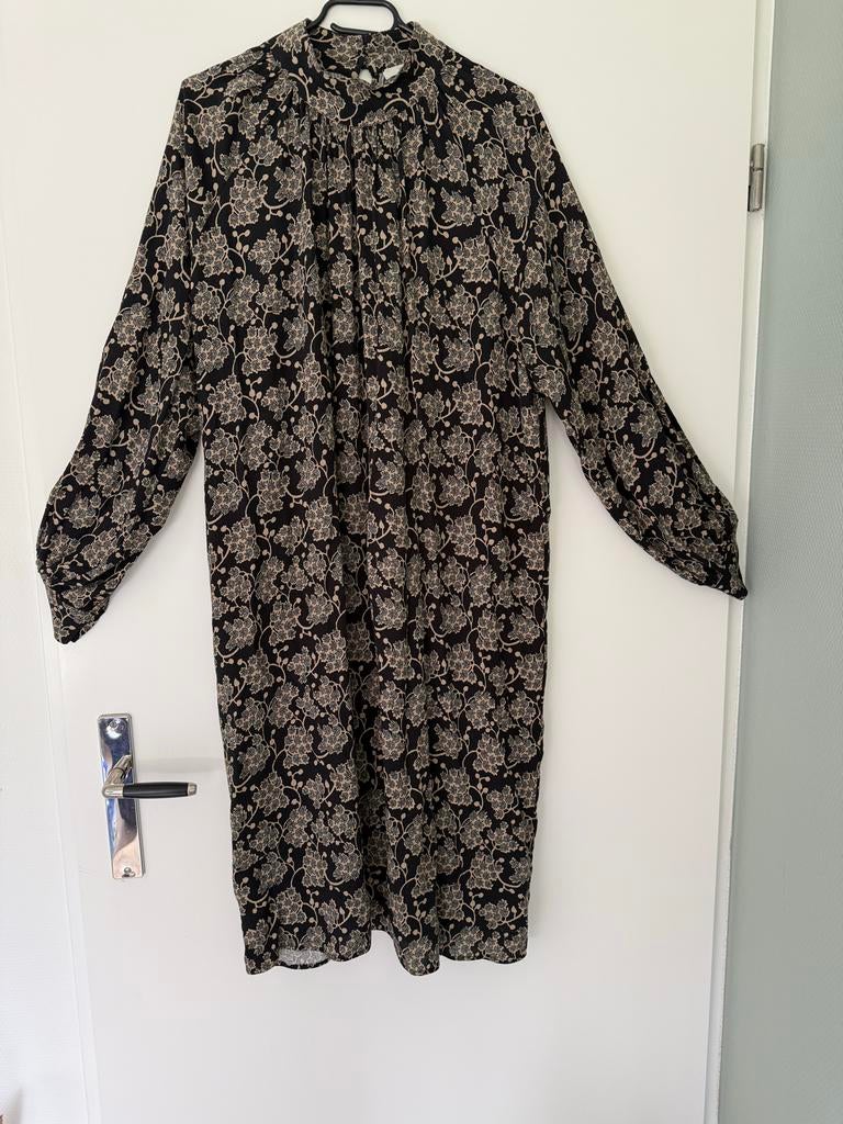 Zwarte jurk met print - Maat XL, By Bar, Kleding | Dames, Jurken, Ophalen of Verzenden, Gedragen, Maat 46/48 (XL) of groter, Zwart