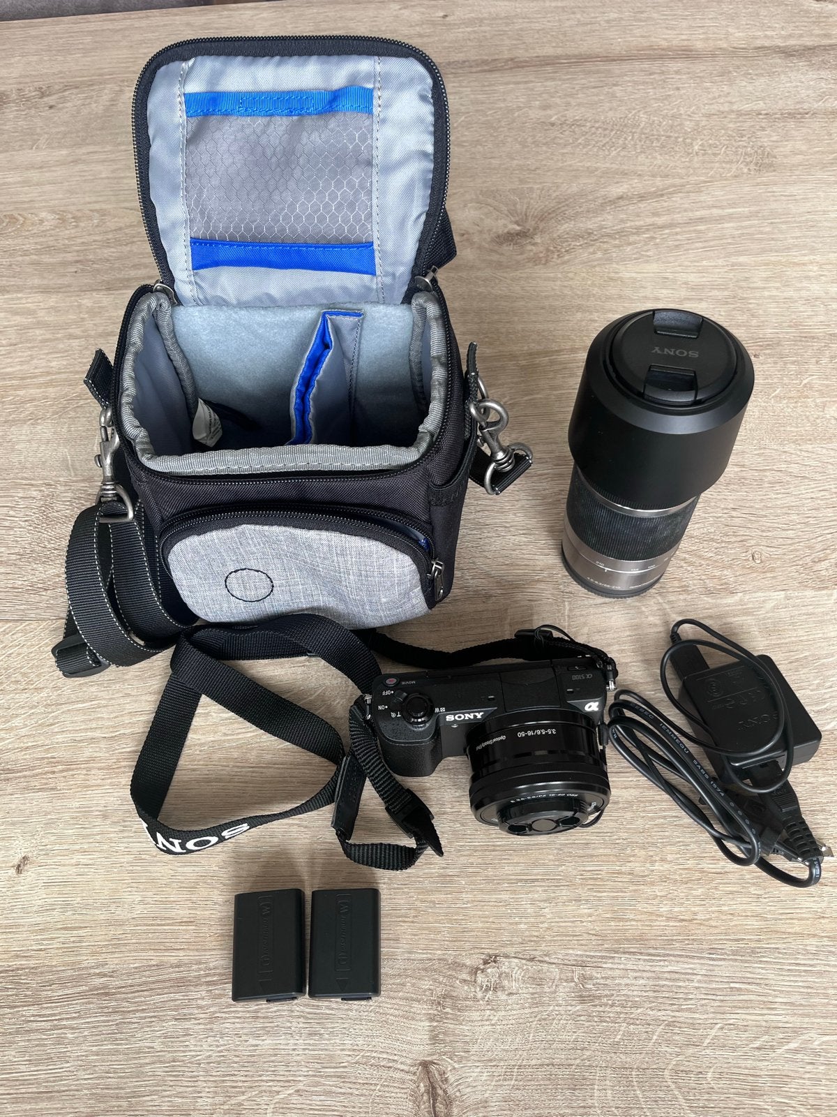 Sony Alpha A5100 Systeemcamera met 2 lenzen en accessoires, Compact, Ophalen of Verzenden, Zo goed als nieuw, Sony