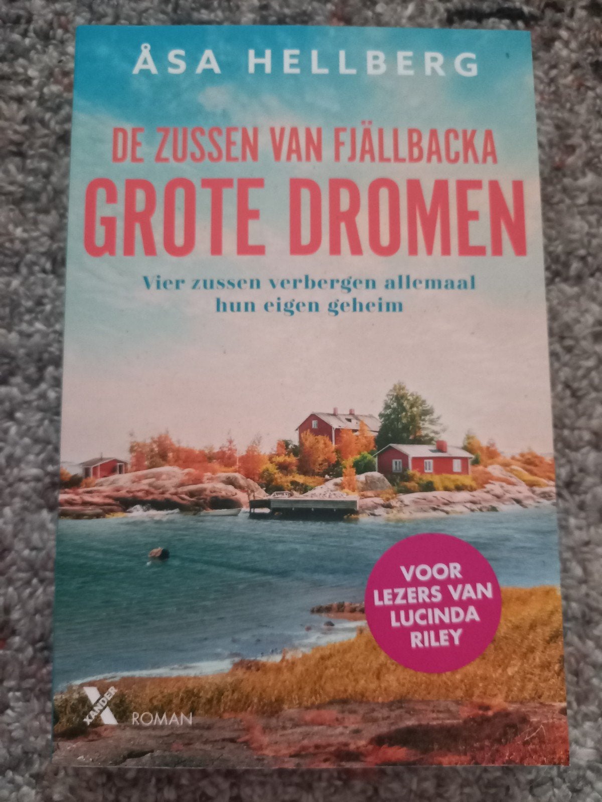 g3 De Zussen van Fjällbacka: Grote Dromen - Åsa Hellberg, Ophalen of Verzenden, Zo goed als nieuw, Åsa Hellberg, Europa overig