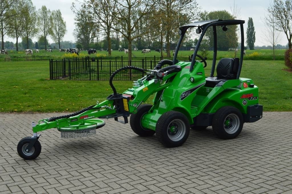 Avant 423 TDL Kniklader/Shovel (bj 2025), Wiellader of Shovel