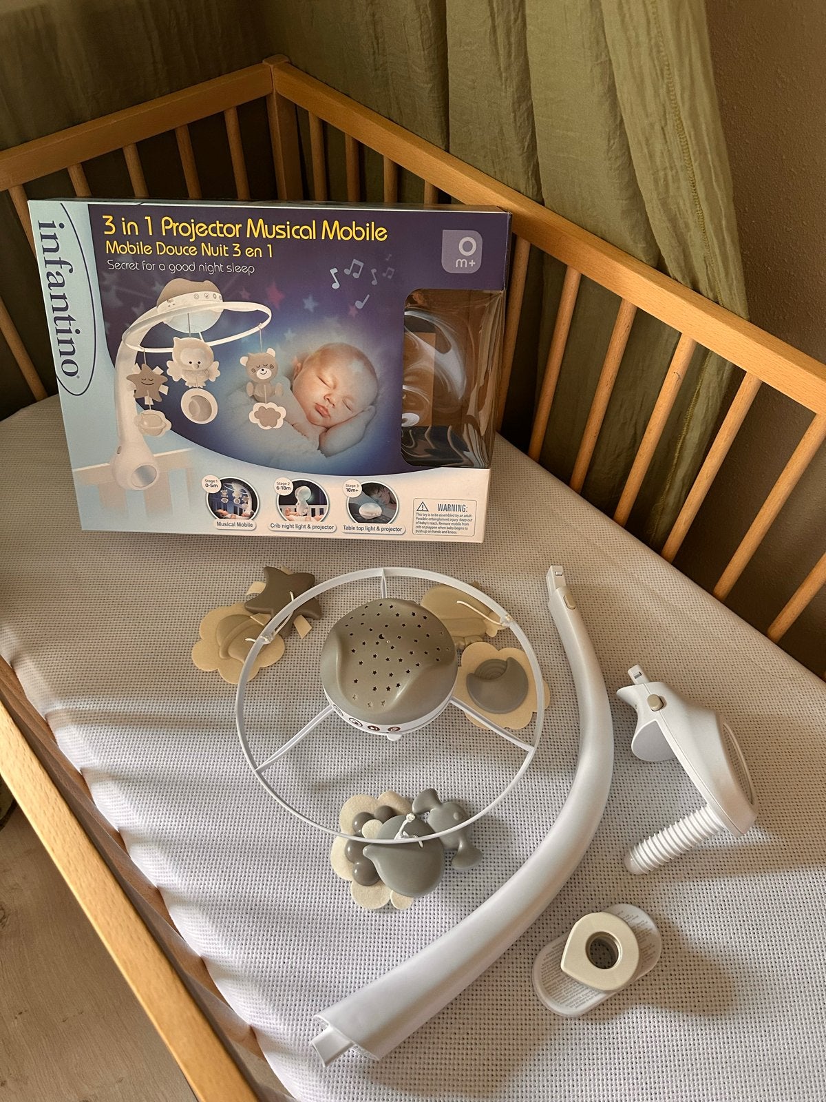 Infantino 3-in-1 Projector Muziekmobiel voor babybed, Ophalen, Zo goed als nieuw, Mobiel, Met licht