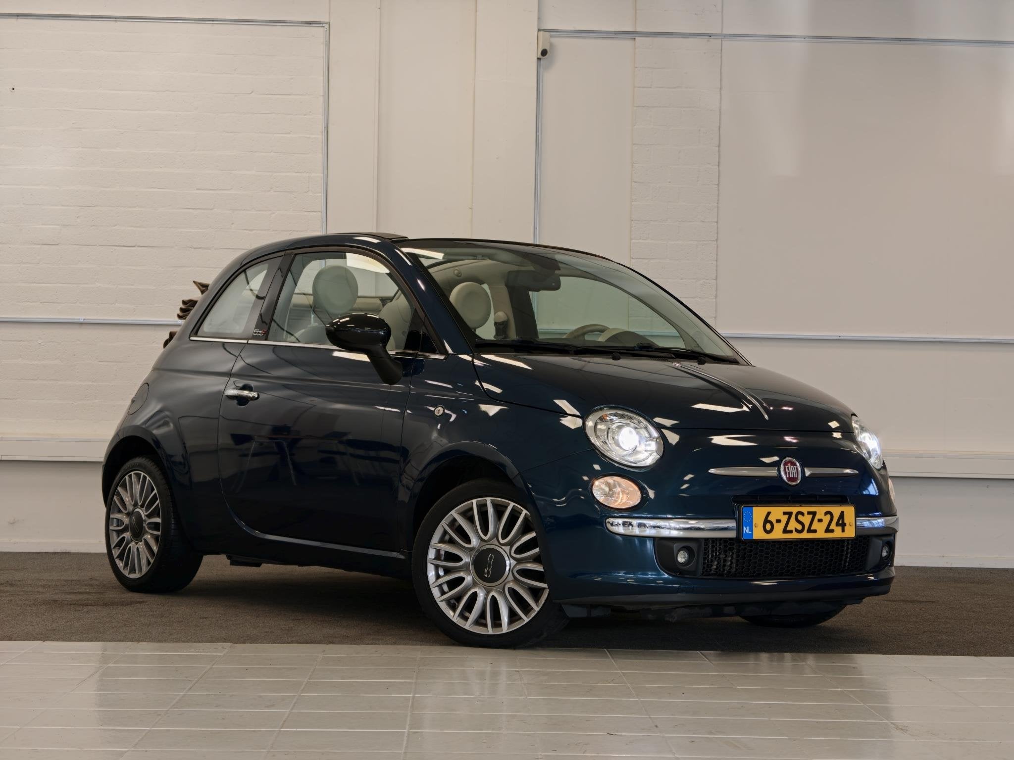 Fiat 500 C 0.9 TwinAir Turbo Cult Interscope Xenon Leder Cli, Auto's, Euro 5, Xenon verlichting, Cabriolet, Bedrijf