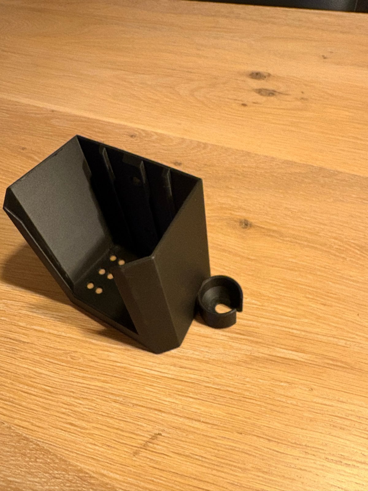 Wandhouder voor Bosch standard e-bike lader (4A), Ophalen of Verzenden, Zo goed als nieuw