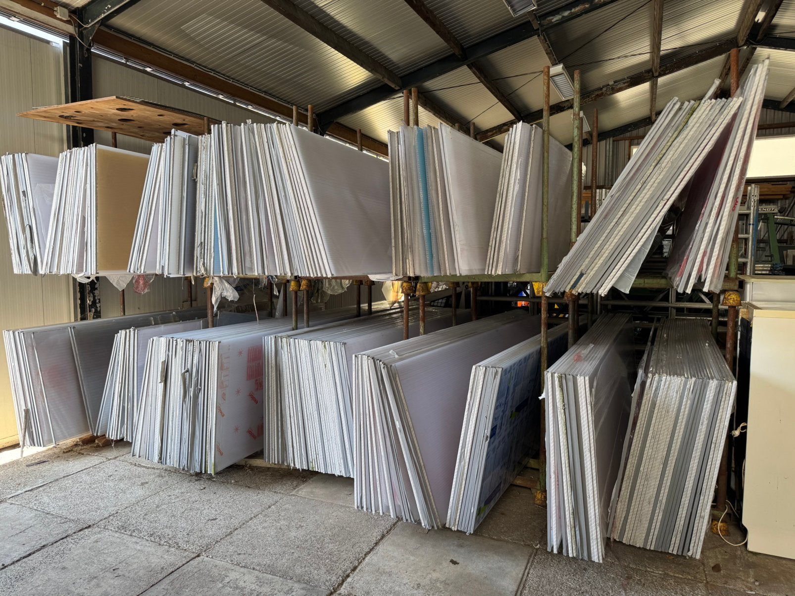 Polycarbonaat platen te koop opaal, Ophalen, Polycarbonaat, Zo goed als nieuw, Aluminium