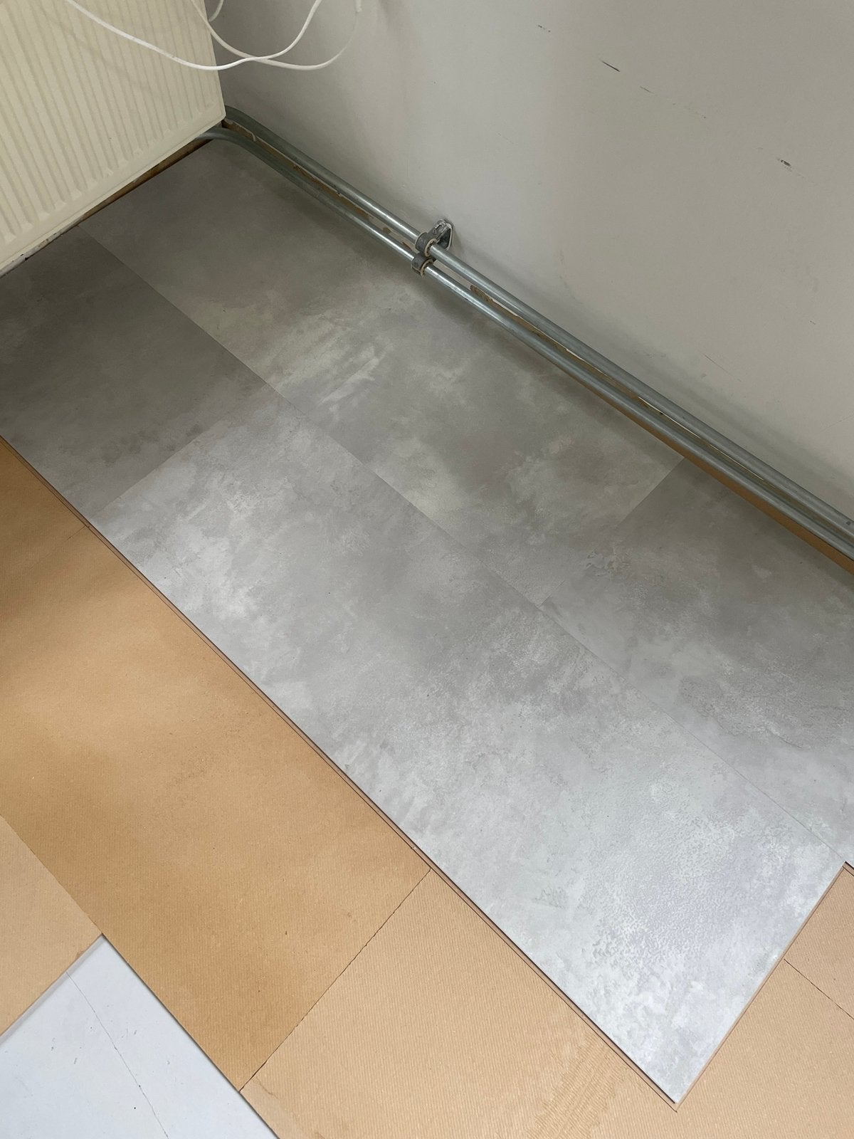 Quick Step laminaat betonlook 40m2 tegel 5491 + ondervloer, Ophalen, Overige materialen, 30 cm of meer, 50 tot 150 cm