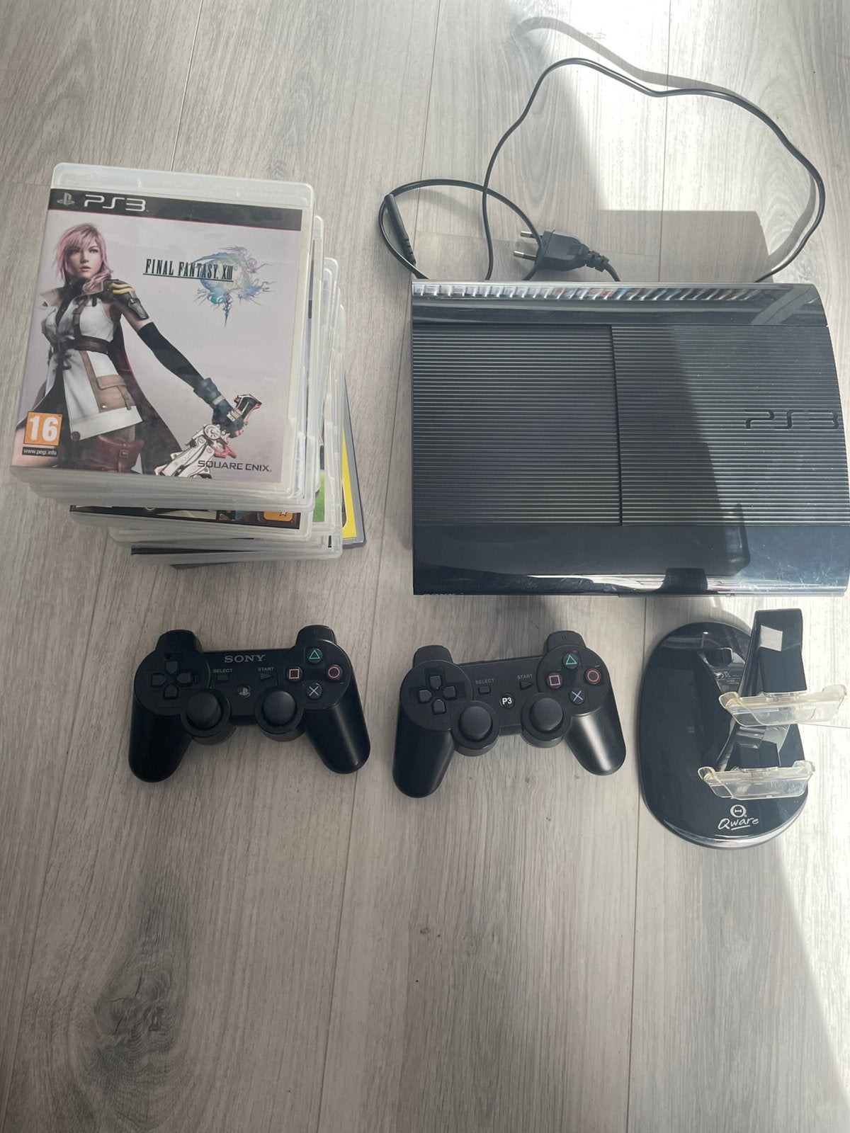 Ps3 met veel spellen, Spelcomputers en Games, Met 2 controllers, Ophalen of Verzenden, 500 GB, Slim