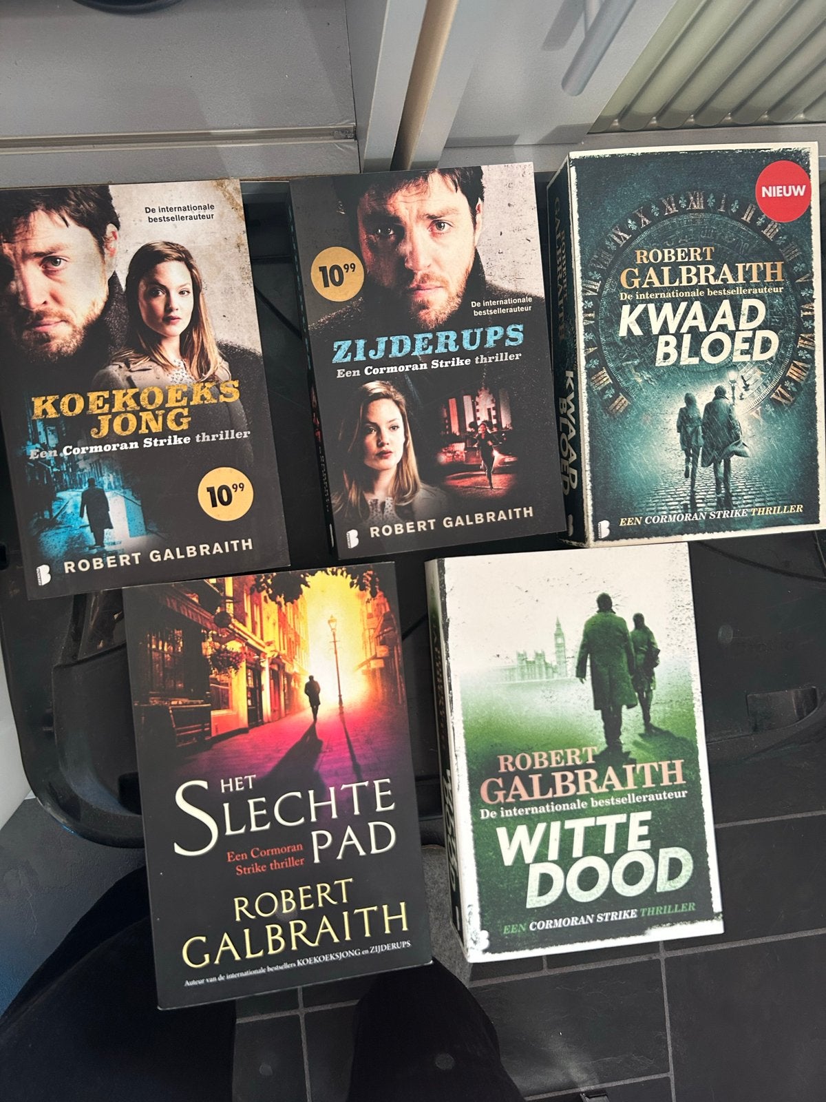 5 boeken van Robert Galbraith - Cormoran Strike thrillers, Ophalen of Verzenden, Zo goed als nieuw