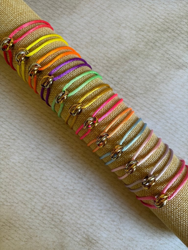 Trinity satijn koord armband meer dan 30 kleuren waterproof, Sieraden, Tassen en Uiterlijk, Armbanden, Nieuw, Ophalen of Verzenden