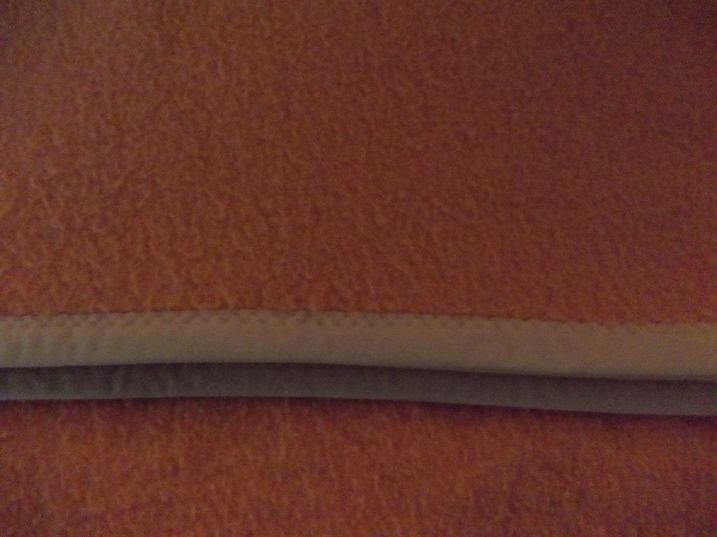 Oranje deken/plaid/woondeken van AaBe., Ophalen, Gebruikt, Overige typen, Oranje