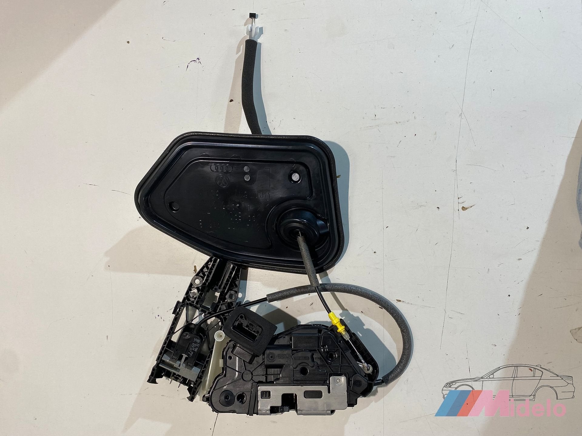 AUDI A3 DEUR SLOT LINKS VOOR 5TBB837015E, Gebruikt, -, -, -