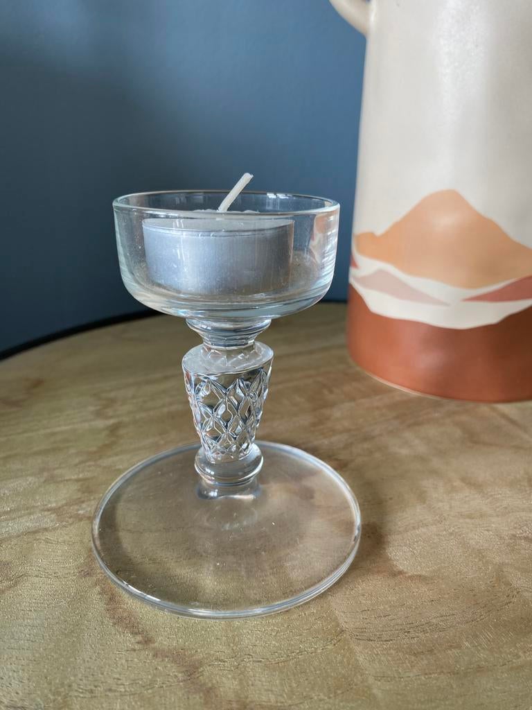 Vintage glazen theelichthouder op voet, Huis en Inrichting, Woonaccessoires | Kandelaars en Kaarsen, Overige materialen, Ophalen of Verzenden