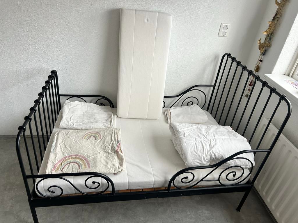 IKEA meegroeibed met matras en beddengoed, Ophalen, Gebruikt, 70 tot 85 cm, Matras