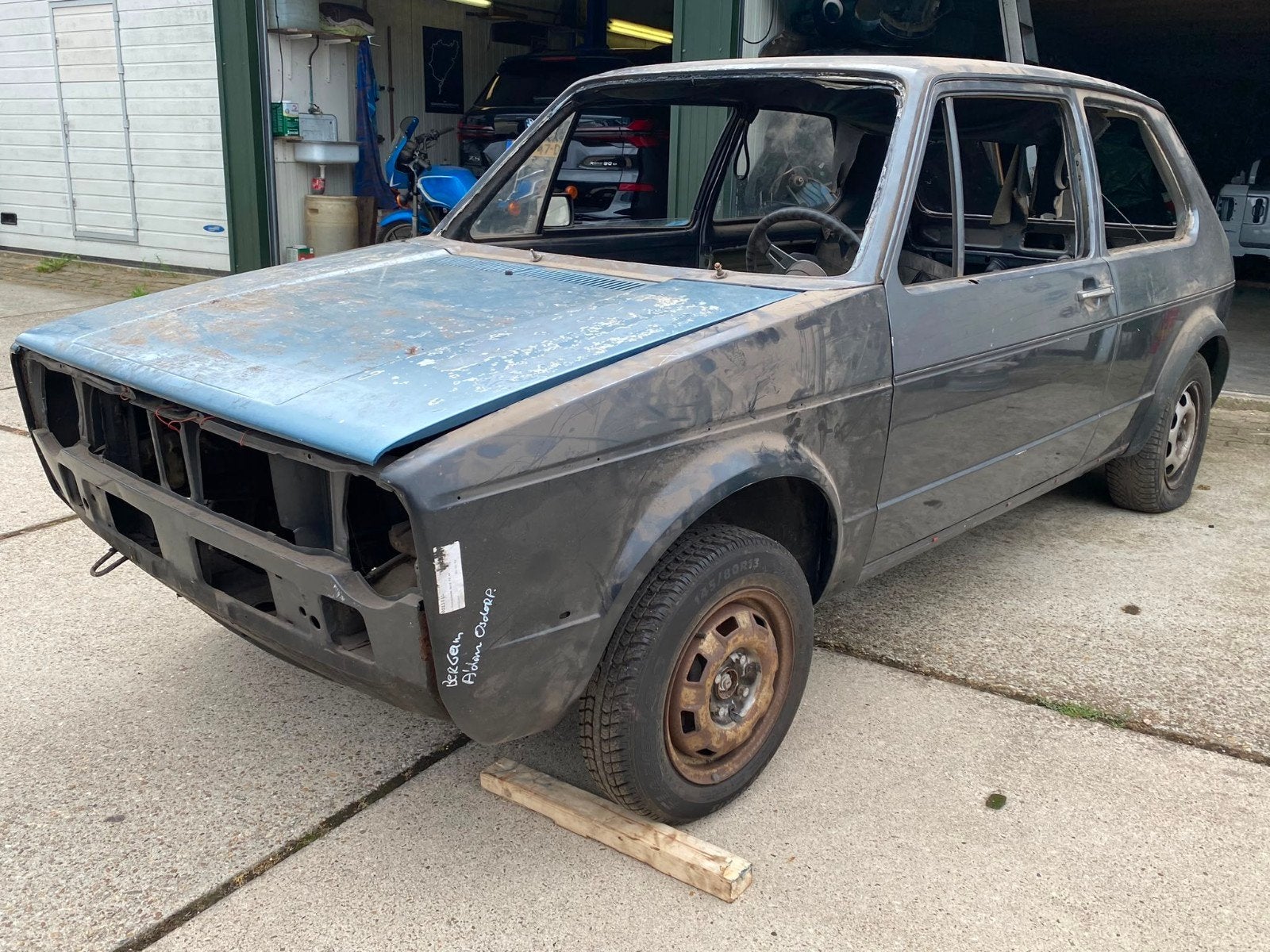 Vw Golf MK1 1.6 Gti Project 1979, Voorwielaandrijving, Stof, Overige kleuren, Handgeschakeld