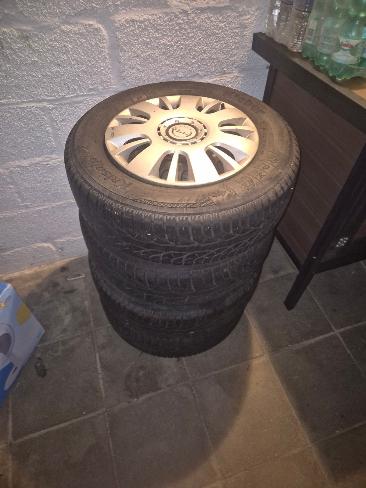 Set van 4 gebruikte winterbanden met velgen - 185/70 R14, Auto-onderdelen, Banden en Velgen, Ophalen, 14 inch, Gebruikt, Velg(en)