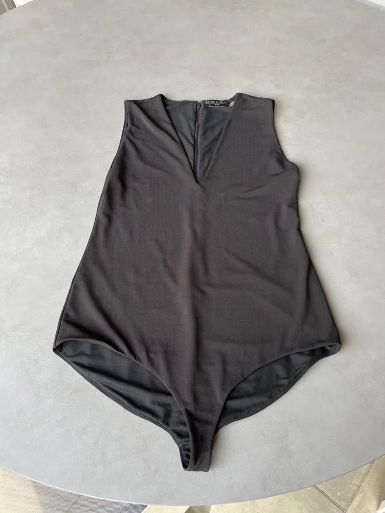 Zwarte Alice + Olivia body, maat L, Kleding | Dames, Verzenden, Zwart, Maat 42/44 (L), Zo goed als nieuw