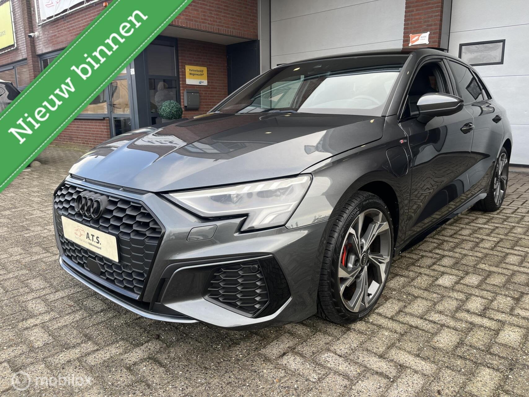 Audi A3 Sportback 40 TFSI e S-LINE PANO-DAK*ACC*CAMERA*PDC*, Auto's, 1525 kg, Gebruikt, Euro 6, 4 cilinders