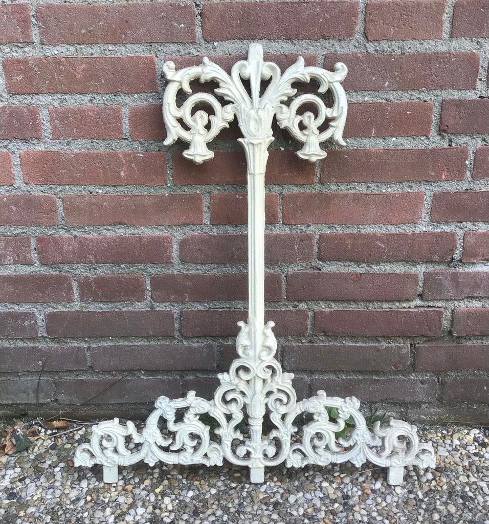 Oude gietijzeren levensboom. Breda, ophalen, Antiek en Kunst, Ophalen