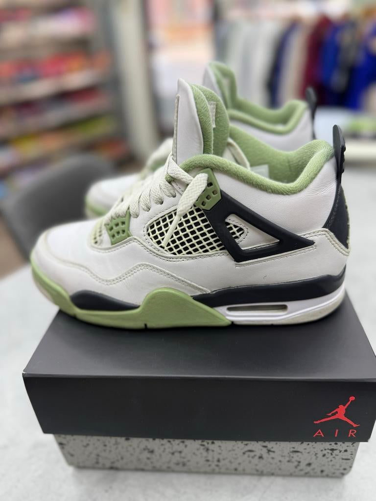 Jordan 4 Retro Seafoam - Maat 38, Ophalen, Zo goed als nieuw, Wit, Sneakers of Gympen