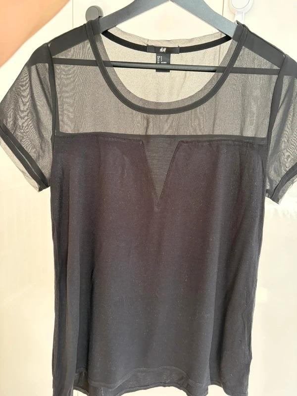 Zwart H&M shirt top met mesh doorschijnend maat S, Kleding | Dames, Tops, H&M, Zwart, Ophalen of Verzenden, Zo goed als nieuw