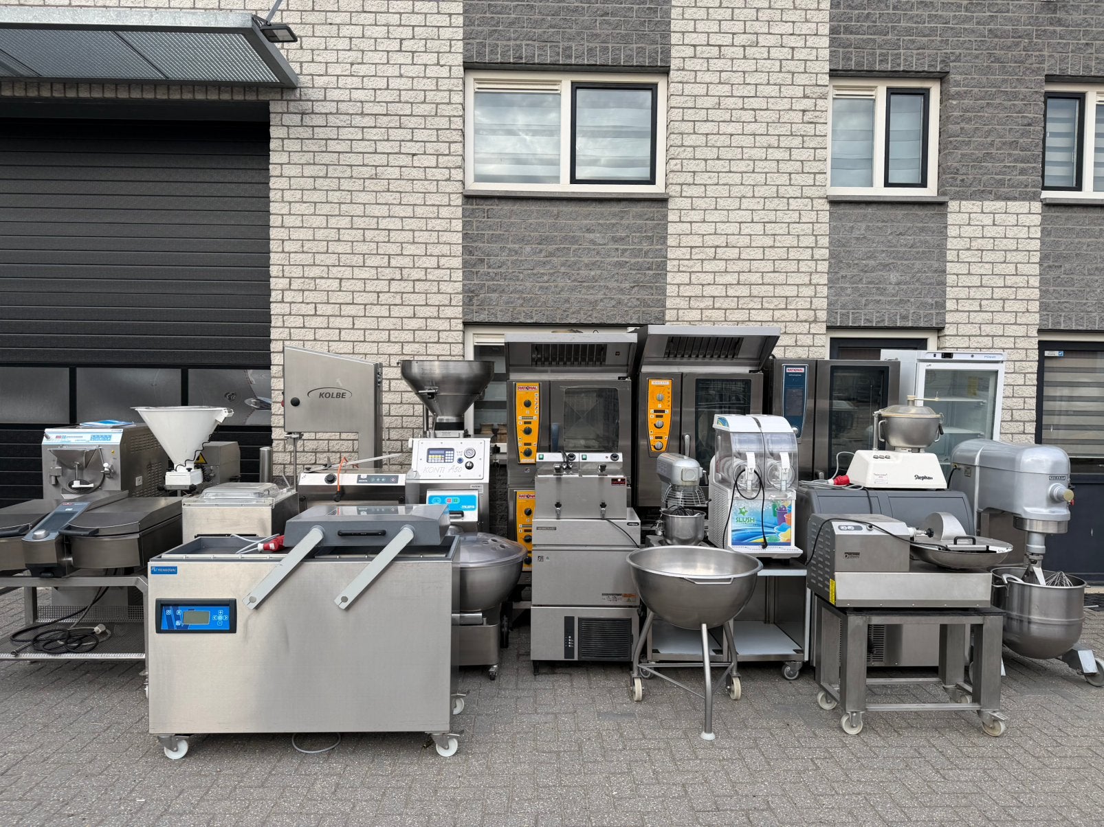 Slagerij gehaktmolen mengmachine stopbus lintzaag cutter, Ophalen, Zo goed als nieuw