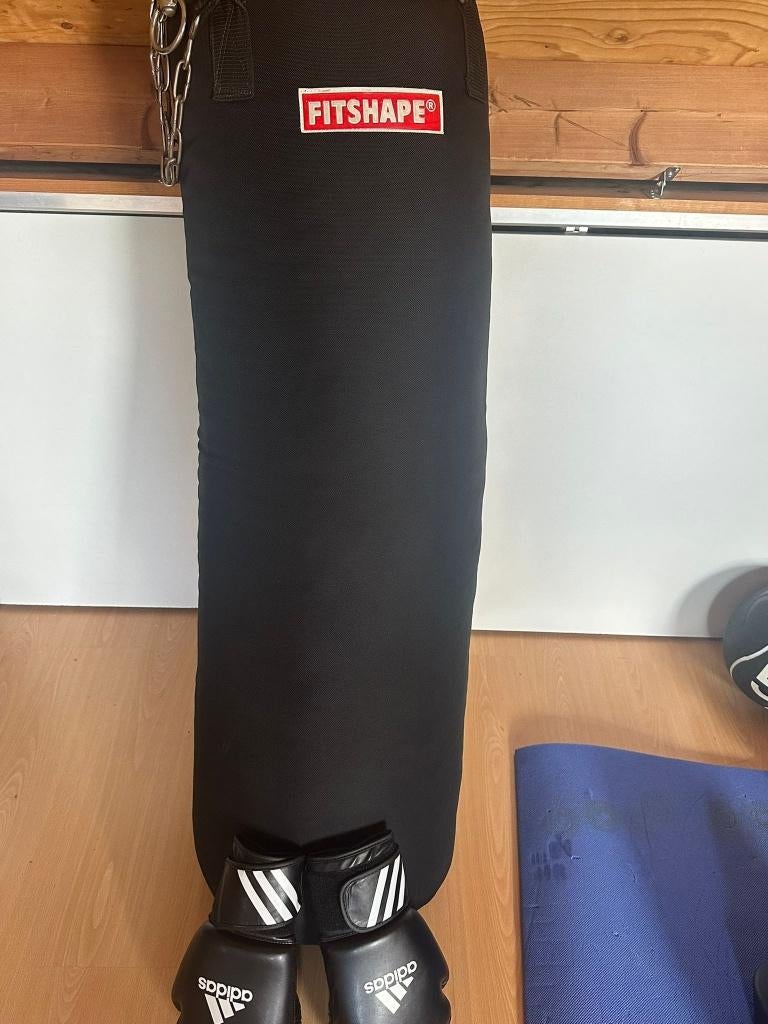 Fitshape Bokszak + Bokshandschoenen + Ophangsysteem, Ophalen, Bokszak