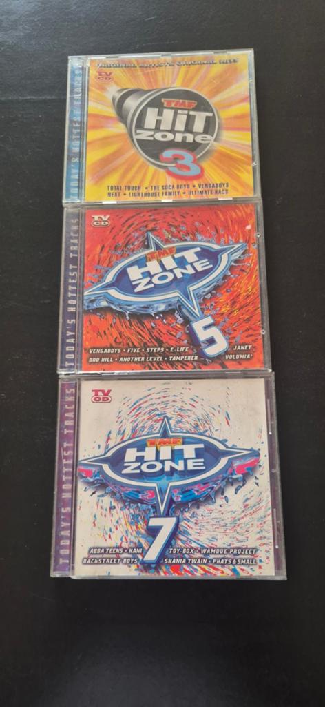 Hitzone 3, Hitzone 5, Hitzone 7. Samen voor maar liefst €7.5, Ophalen of Verzenden, Zo goed als nieuw