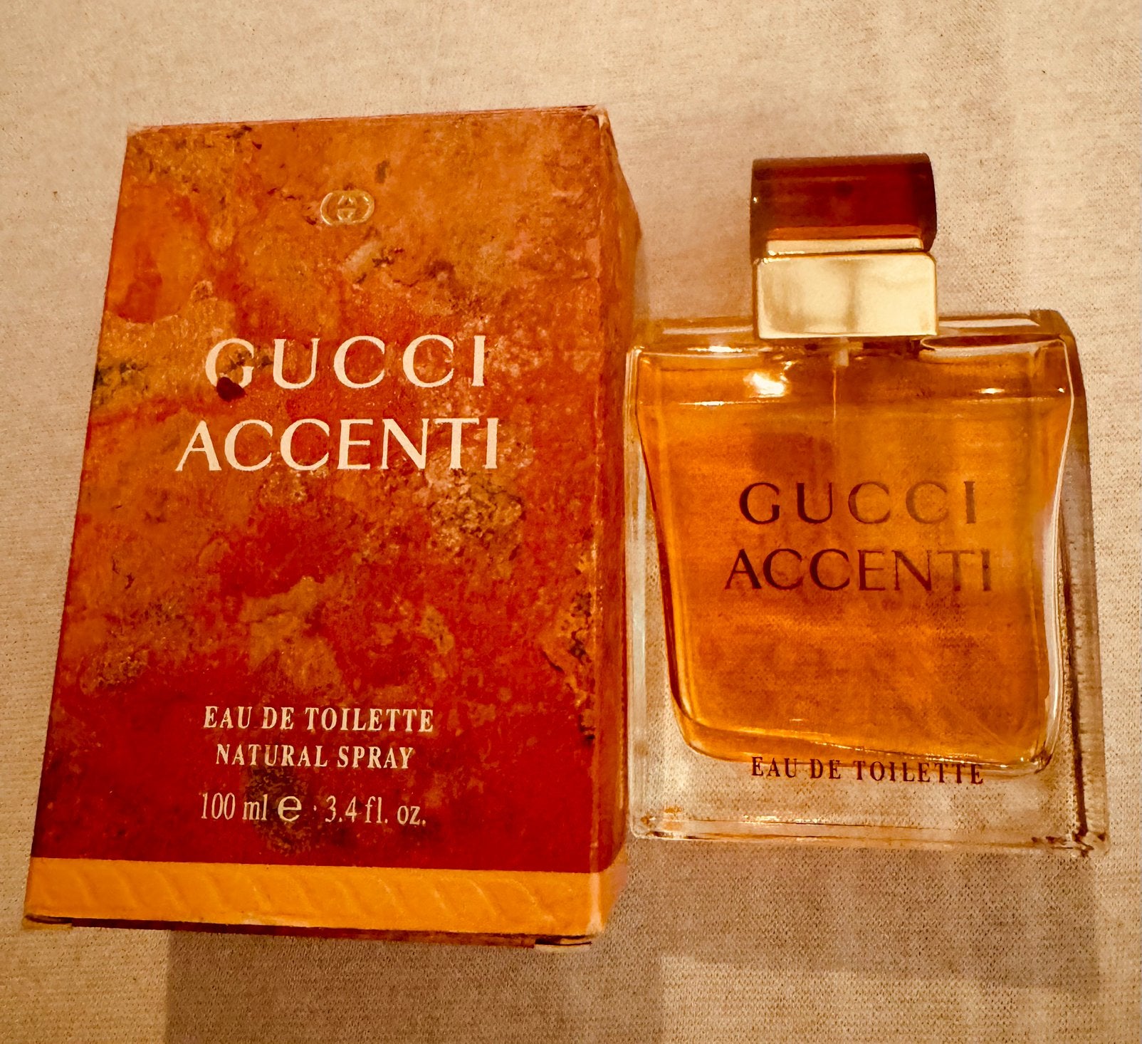 Vintage Gucci Accenti Eau de Toilette 100ml met doos, Verzamelen, Ophalen of Verzenden, Gebruikt, Parfumfles
