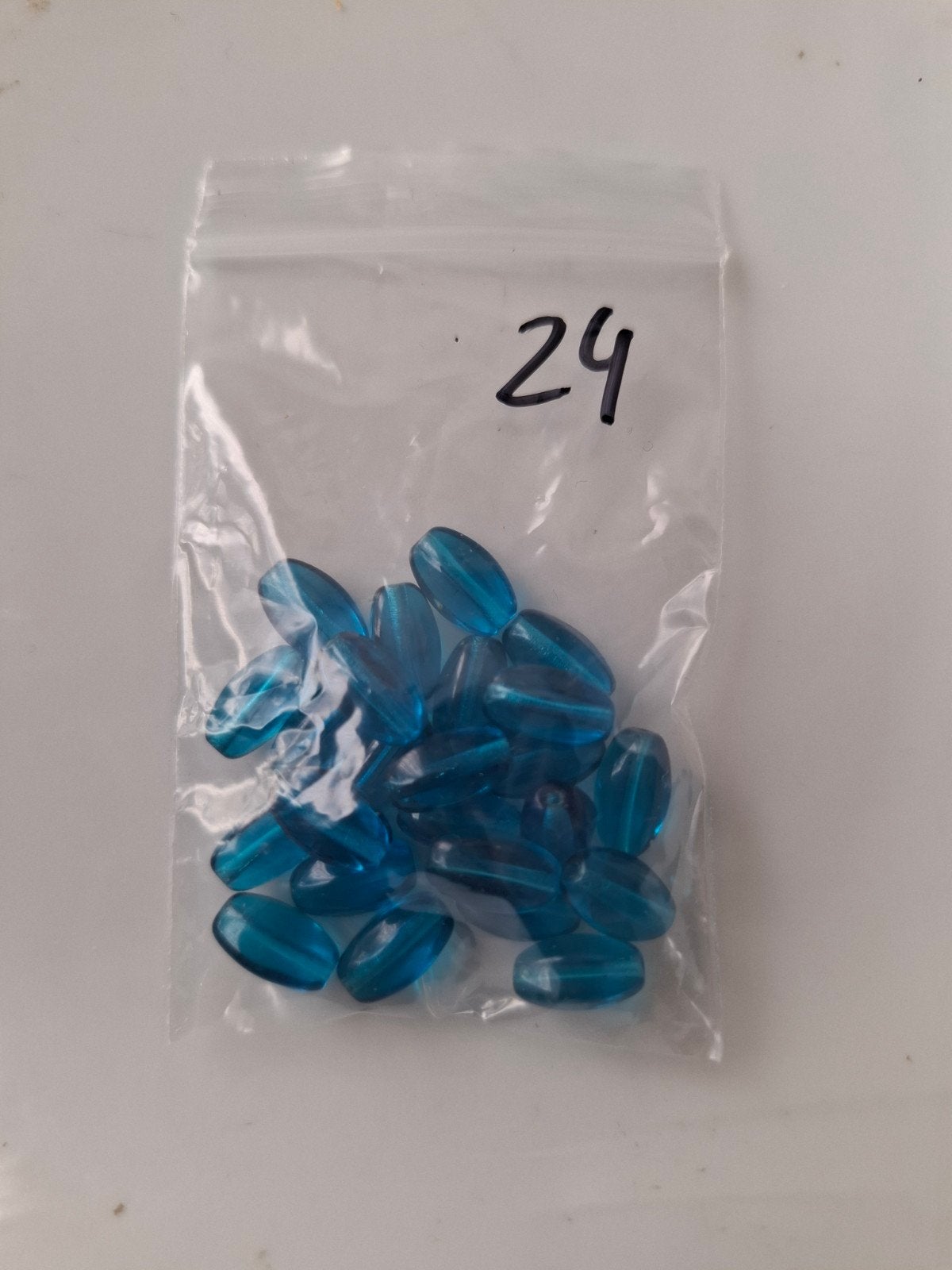 24 stuks 10 mm glaskralen ovaal blauw kralen partij, Kraal, -, -, Nieuw