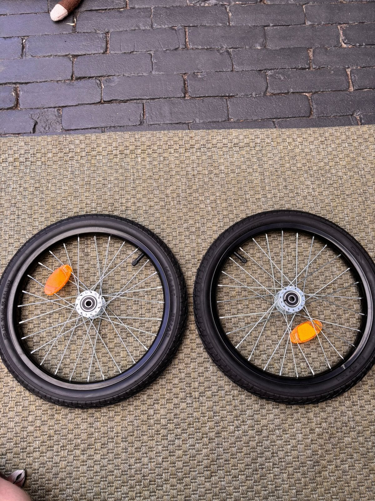 2 nieuwe fiets velgen met banden 16 inch, Ophalen of Verzenden, Nieuw, Wiel, Rubber