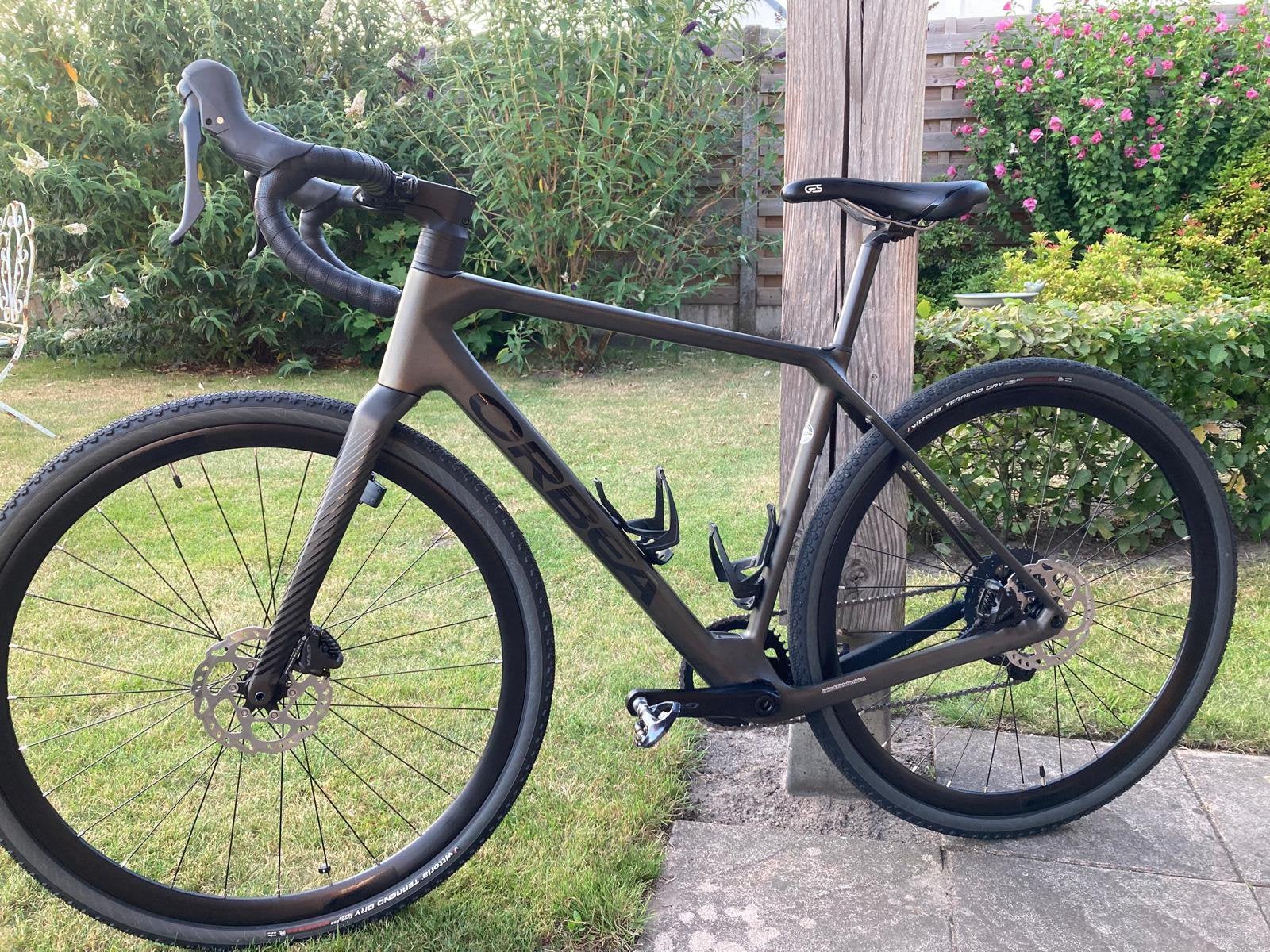 Gravelbike Orbea Terra M30 Team - maat M, Fietsen en Brommers, Carbon, 10 tot 15 versnellingen, Zo goed als nieuw, 53 tot 57 cm