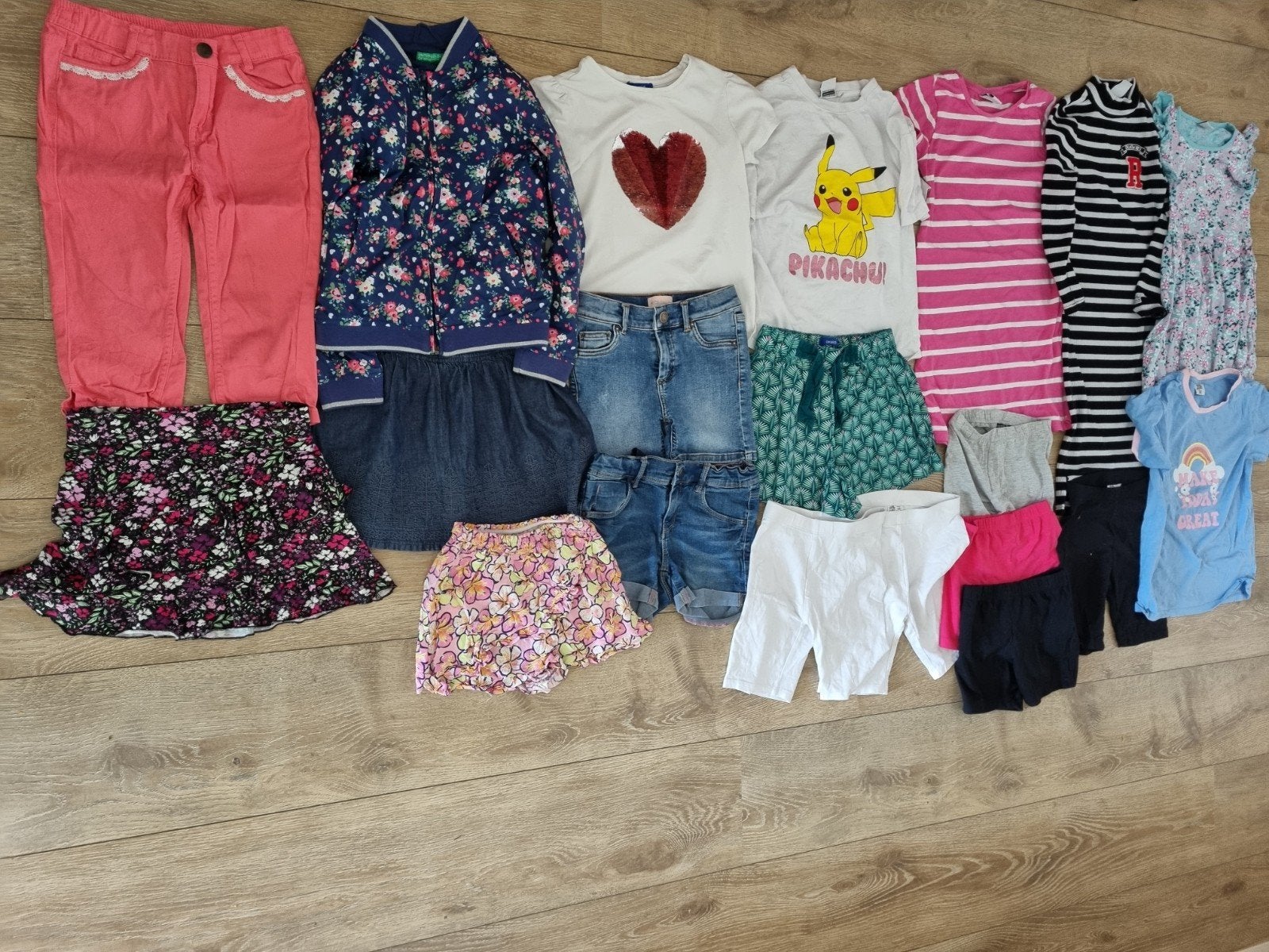 Meisjes kleding maat 122/128 totaal 40 stuks, Kinderen en Baby's, Kinderkleding | Maat 122, Ophalen, Zo goed als nieuw, Meisje