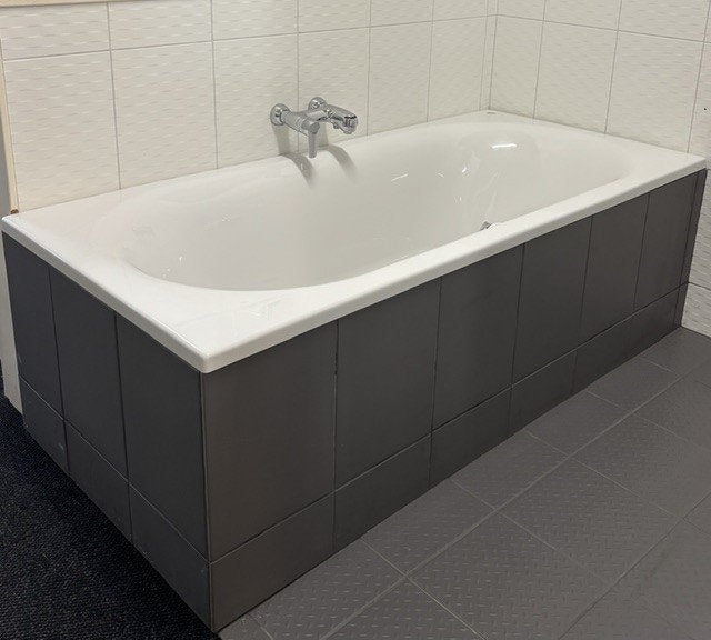 Duo ligbad 190x90 met Grohe kraan, Ophalen, Nieuw, Bad