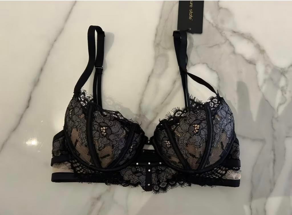 Nieuwe Pleasure State Zwarte BH 70D met kant en steentjes, Ophalen of Verzenden, Zwart, BH