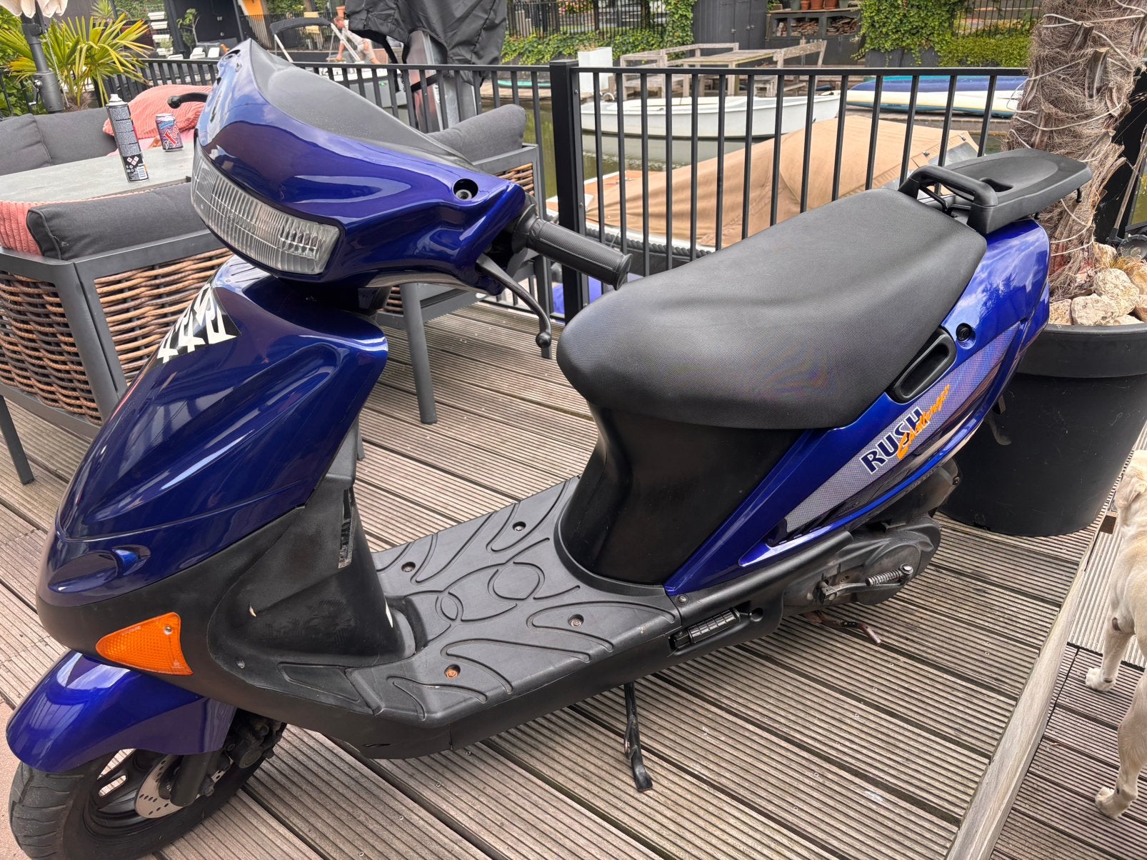 Hyosung rush scooter van 2002, Ophalen, Zo goed als nieuw, Benzine, Overige merken
