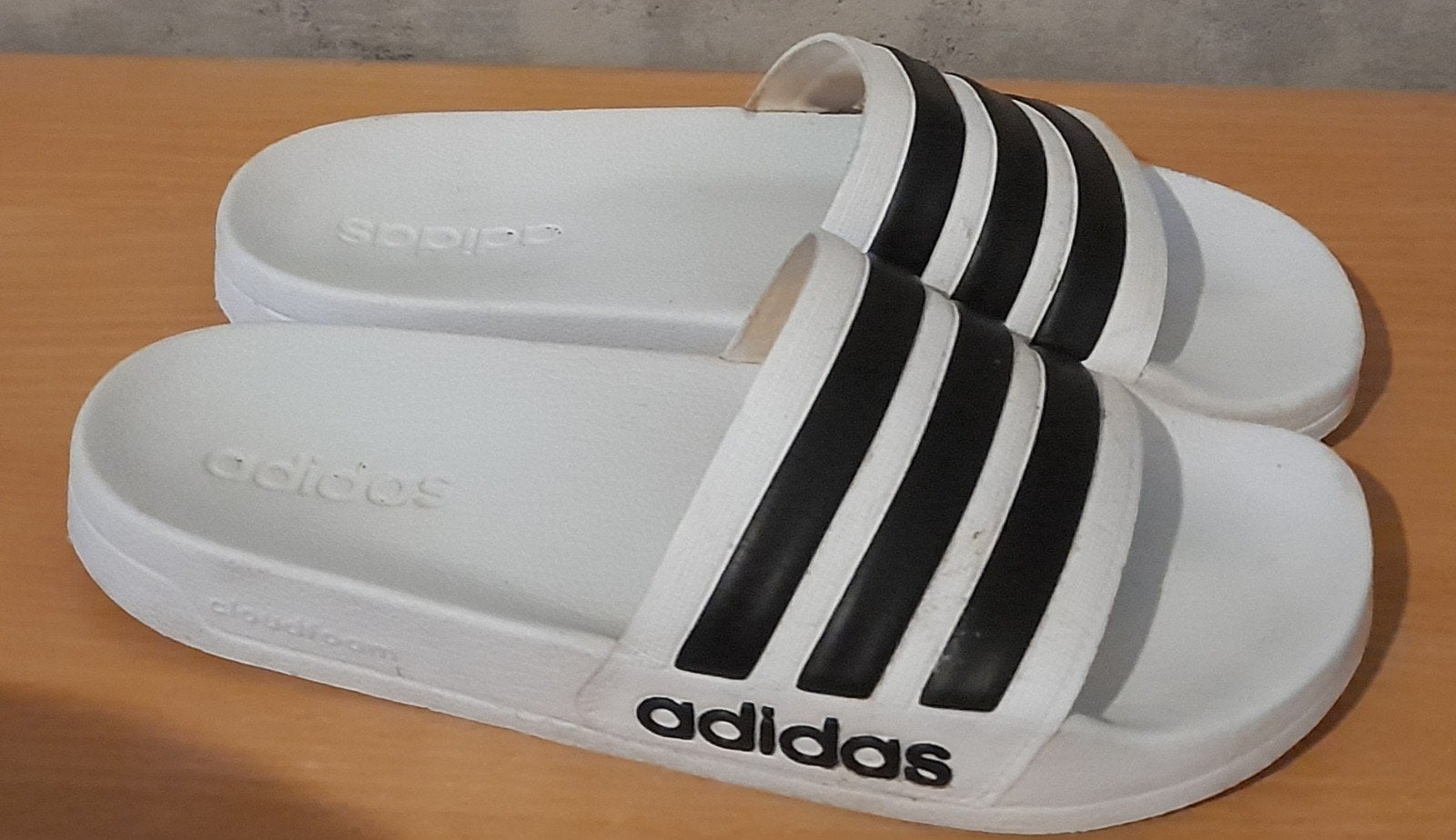 Adidas Adilette Cloudfoam Slippers - Wit met Zwart, Adidas, Wit, Gedragen, Ophalen