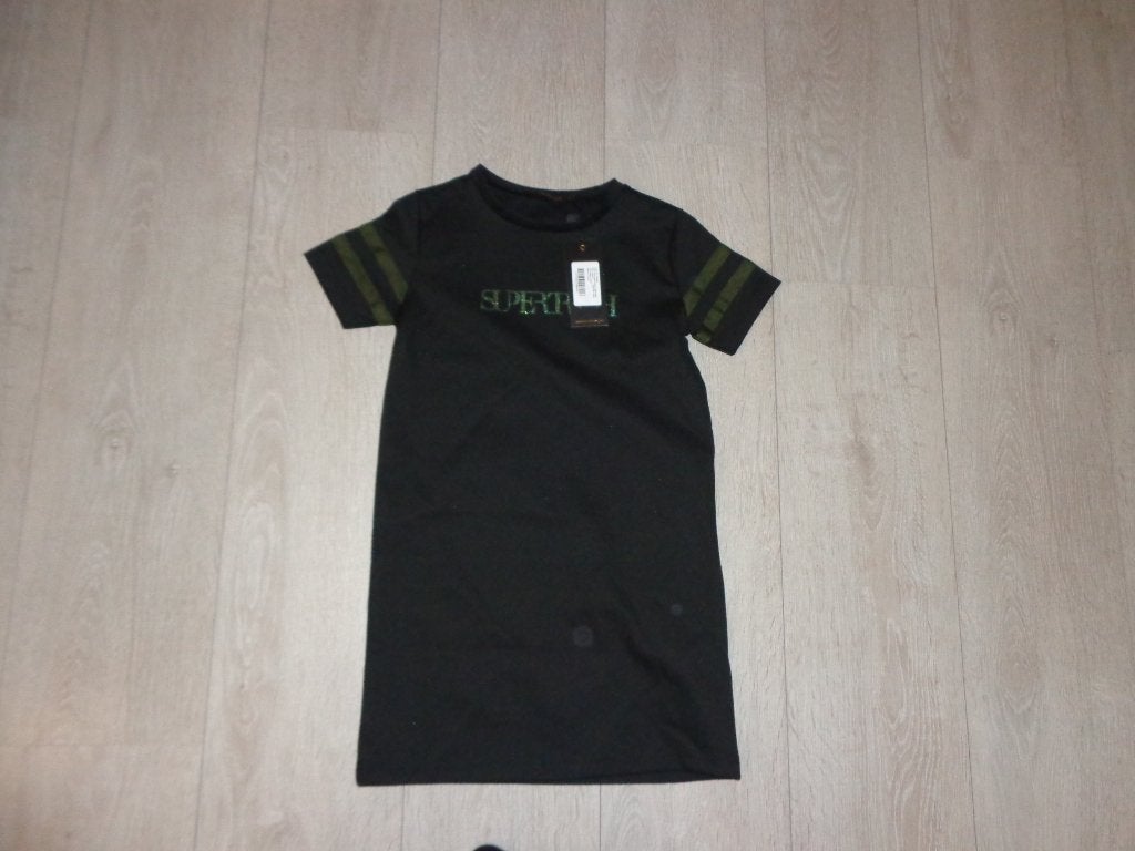 sjiek zwart jurkje van Supertrash, maat 128/134, Ophalen of Verzenden, Nieuw, Meisje, Jurk of Rok