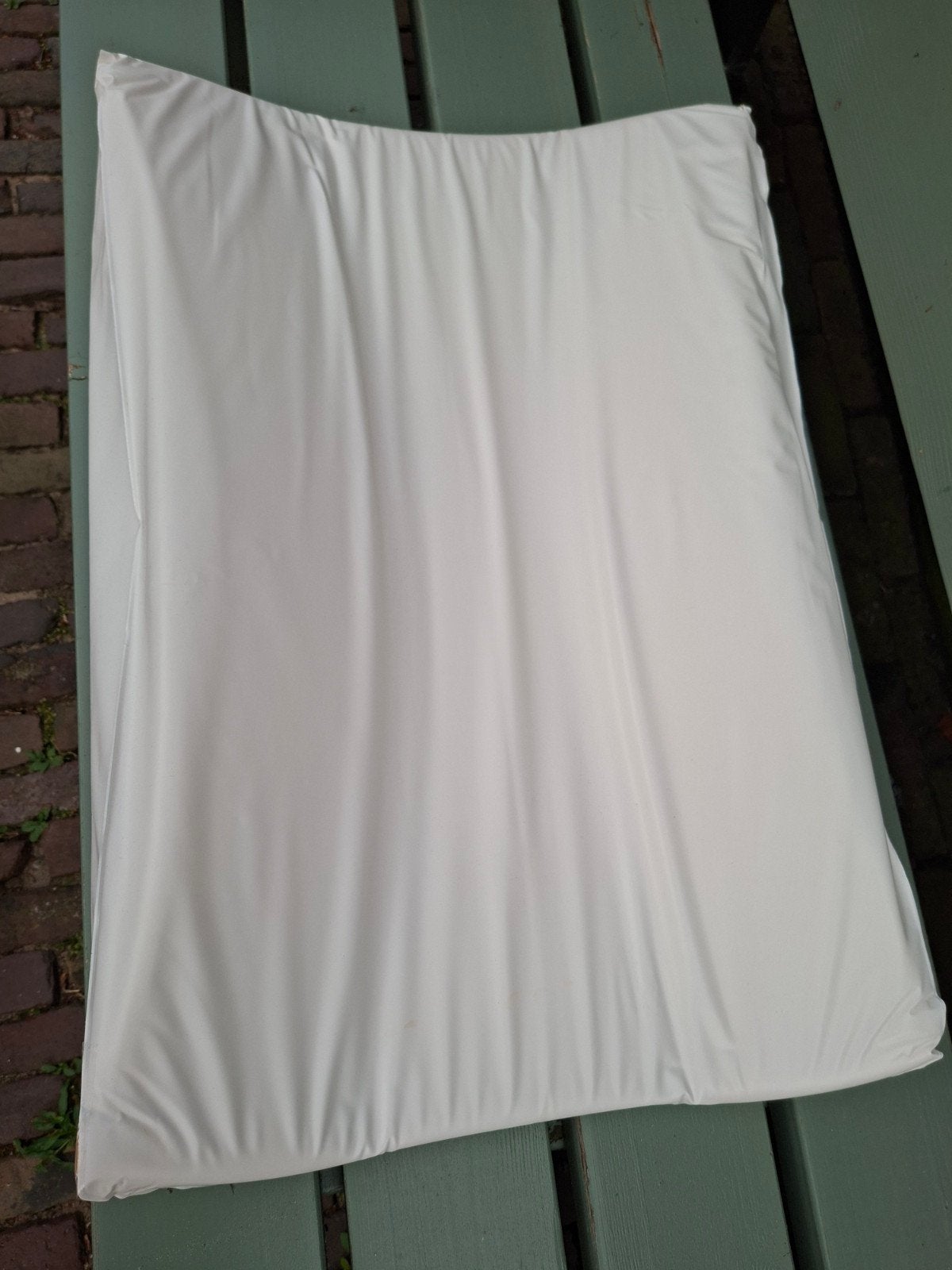 Wit aankleedkussen - Comfortabel en praktisch, Kinderen en Baby's, Badjes en Verzorging, Aankleedkussen, Zo goed als nieuw, Standaard