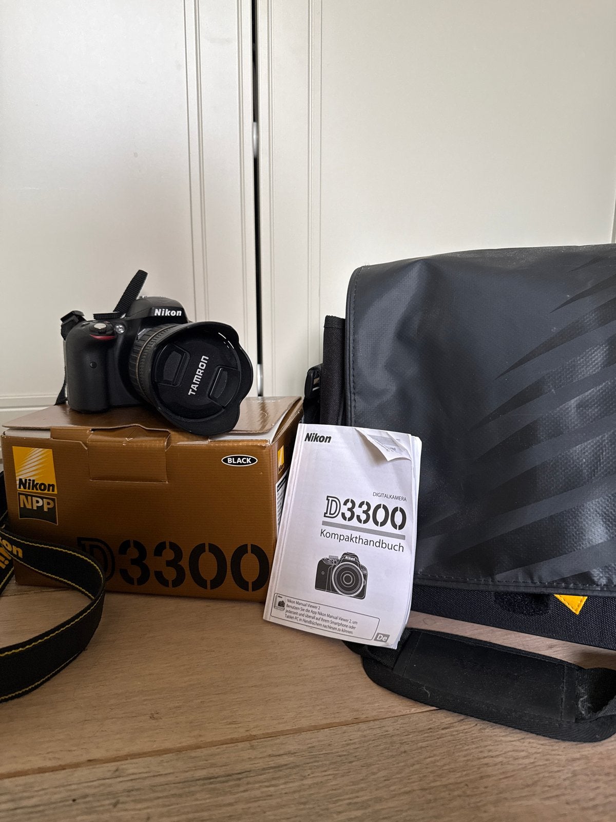 Nikon D3300 Spiegelreflexcamera met Tamron lens 18-200 mm, Ingebouwde flitser, Spiegelreflex, Ophalen of Verzenden, Zo goed als nieuw