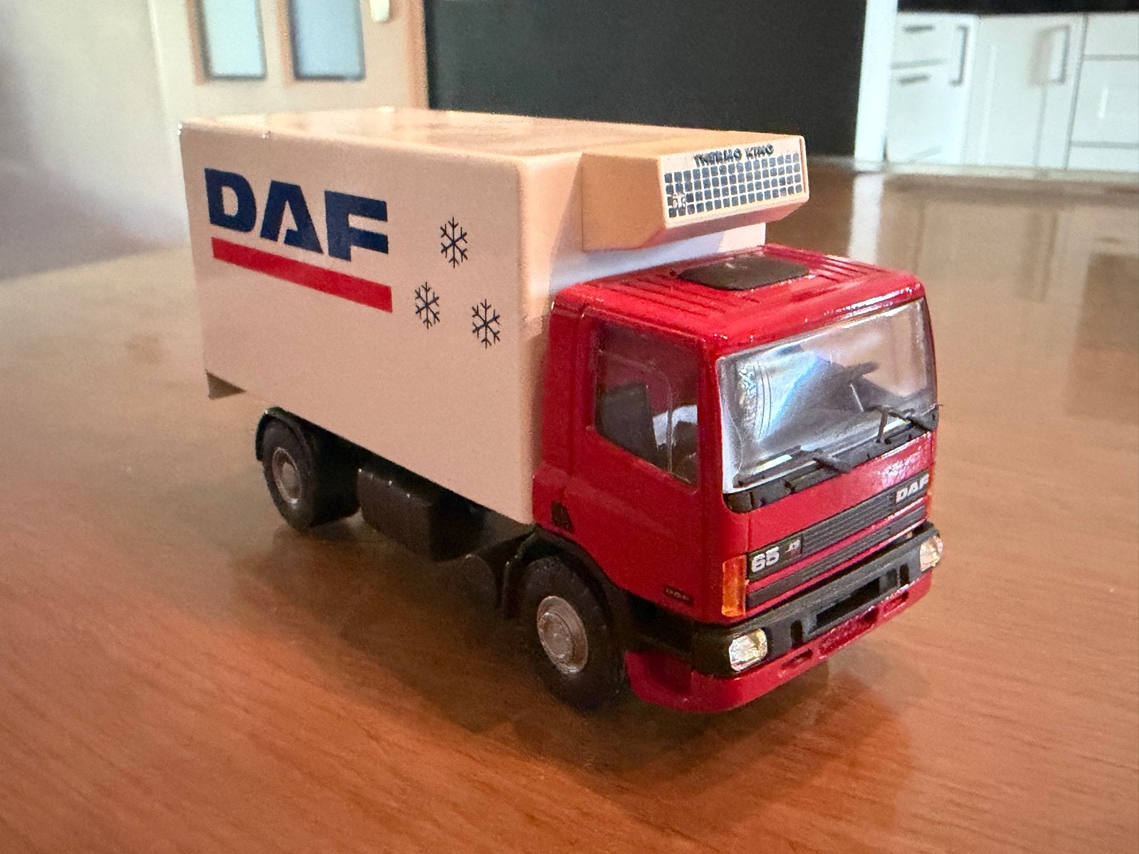 Lion toys daf 65 CF Vrachtwagen Model - Zo goed als nieuw, Ophalen of Verzenden, Zo goed als nieuw, Bus of Vrachtwagen, Overige merken