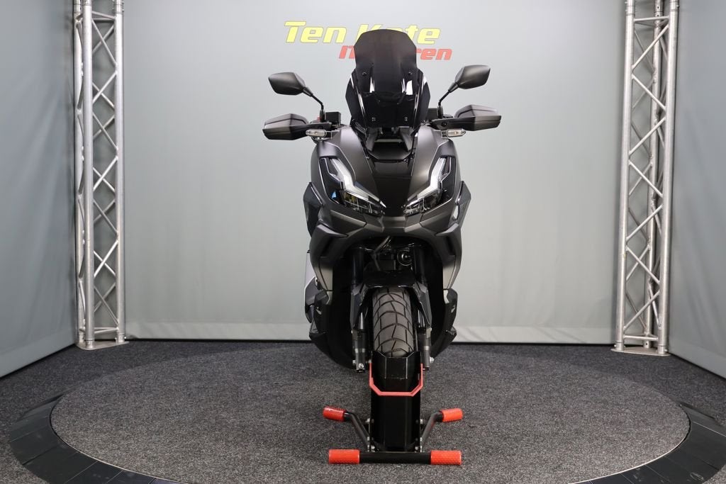Honda ADV 350, Toermotor, ABS, 350 cc, 12 t/m 35 kW