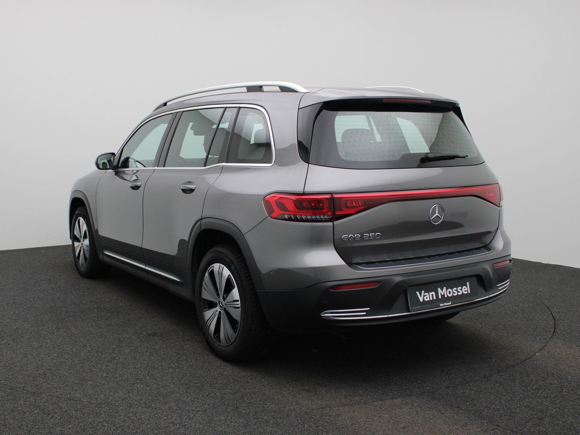 Mercedes-Benz EQB EQB 250 Business Line | 7-ZITS | STOELVERW, 12 maanden, Stof, Gebruikt, 190 pk