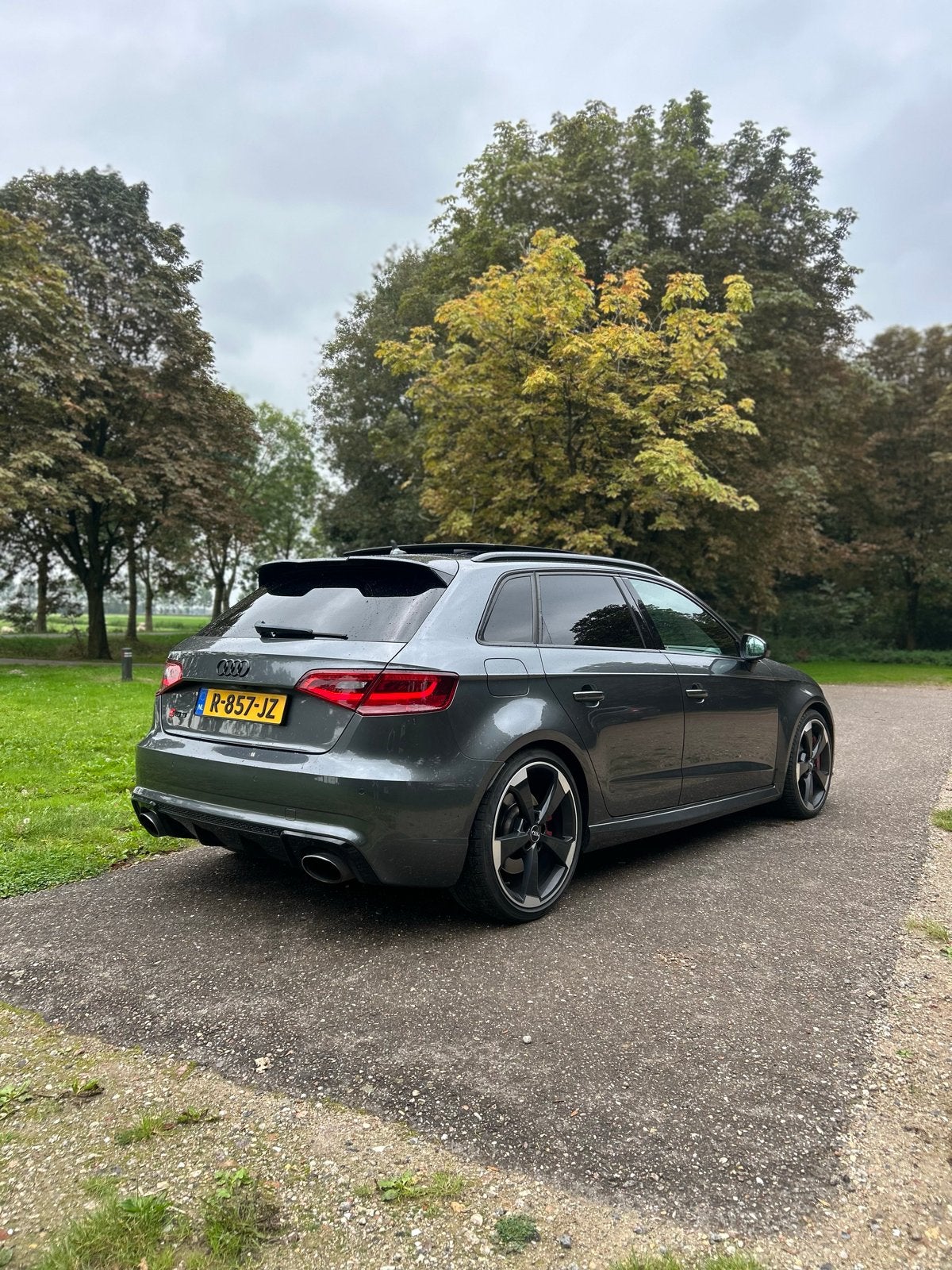 Audi RS3 2.5 2015 | pano | rs seats | b&o, Automaat, Euro 5, Zwart, RS3