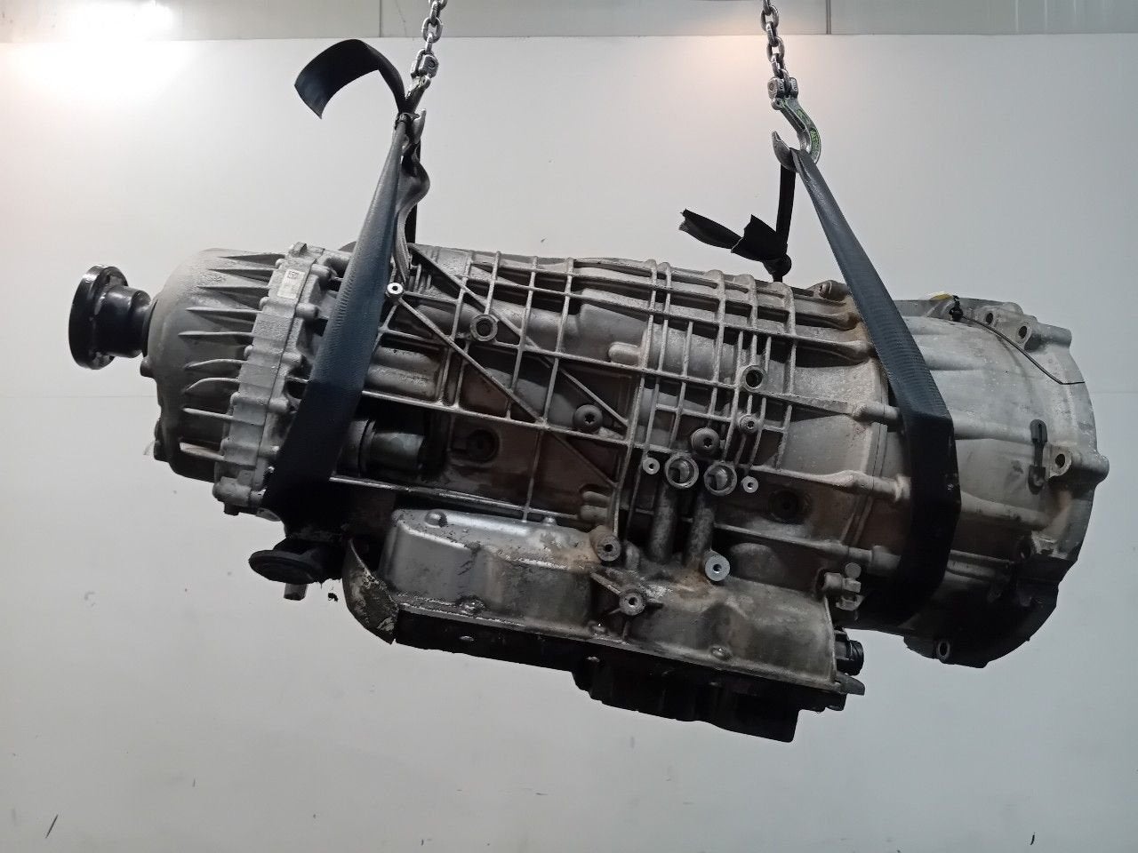 Versnellingsbak automaat Porsche Panamera, Auto-onderdelen, Onderdelen@venauto.nl, Van der Ven Autorecycling B.V., Gebruikt, Ettenseweg 76, 4706 PB Roosendaal, The Netherlands