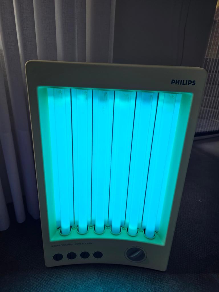 PHILIPS Original Home Solarium gezichtsbruiner
6 lampen, Ophalen of Verzenden, Gezichtsbruiner, Minder dan 10 lampen