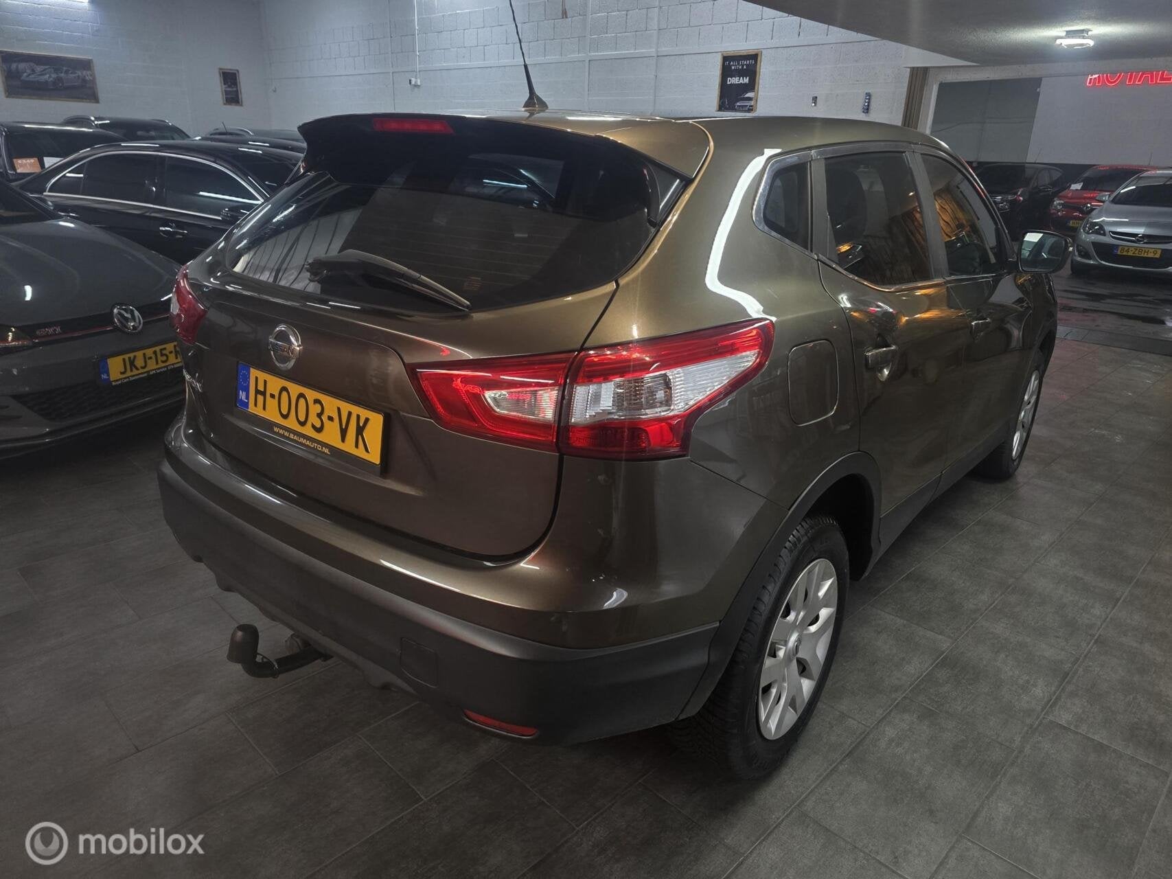 Nissan Qashqai 1.2 Visia/ Nieuw Distrubitie ketting/ Trekhaa, Voorwielaandrijving, Euro 5, Gebruikt, 4 cilinders
