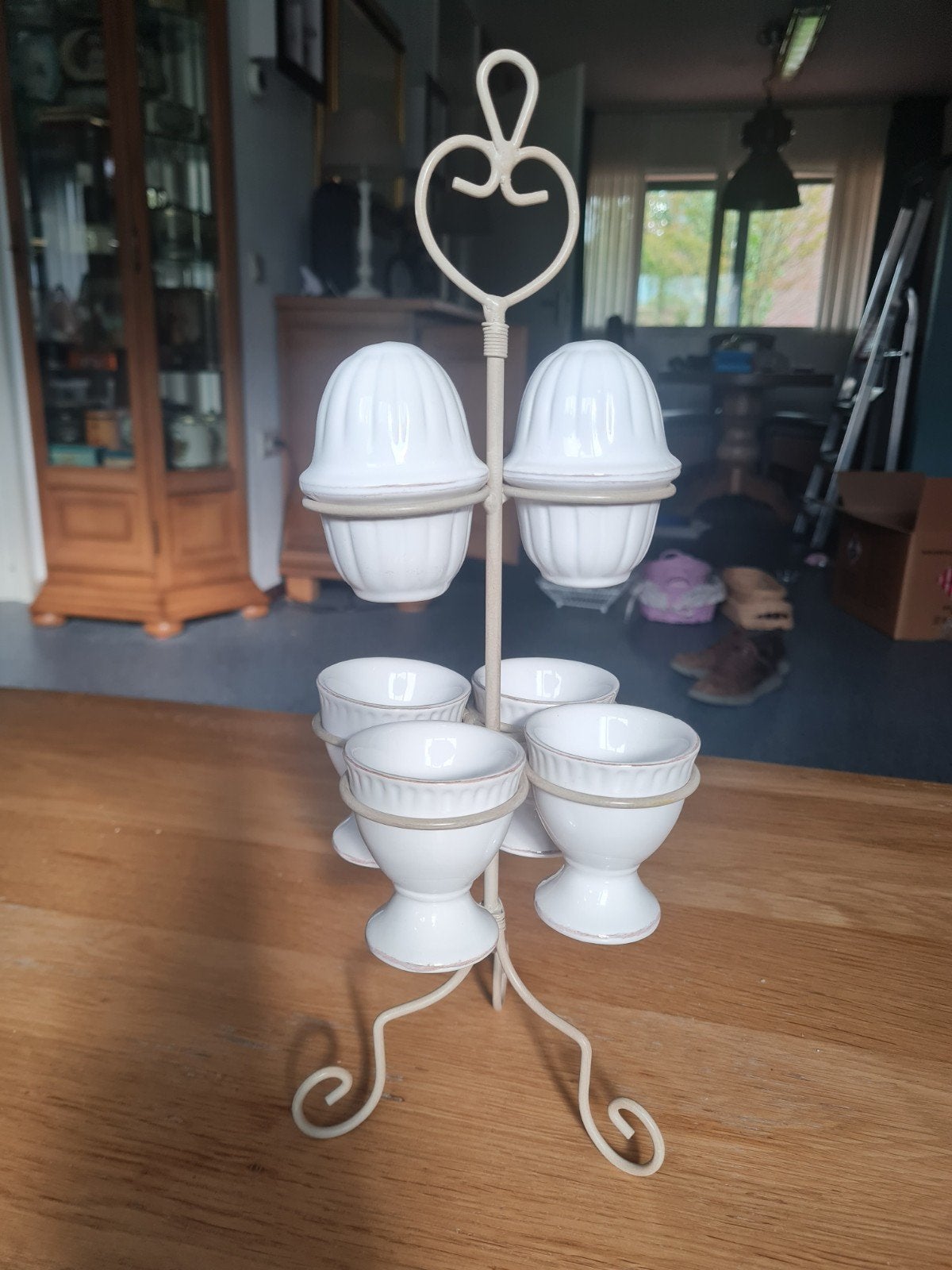 Eierdopjesrek met 4 eierdopjes en peper en zout stel, Huis en Inrichting, Overige typen, Ophalen of Verzenden, Zo goed als nieuw