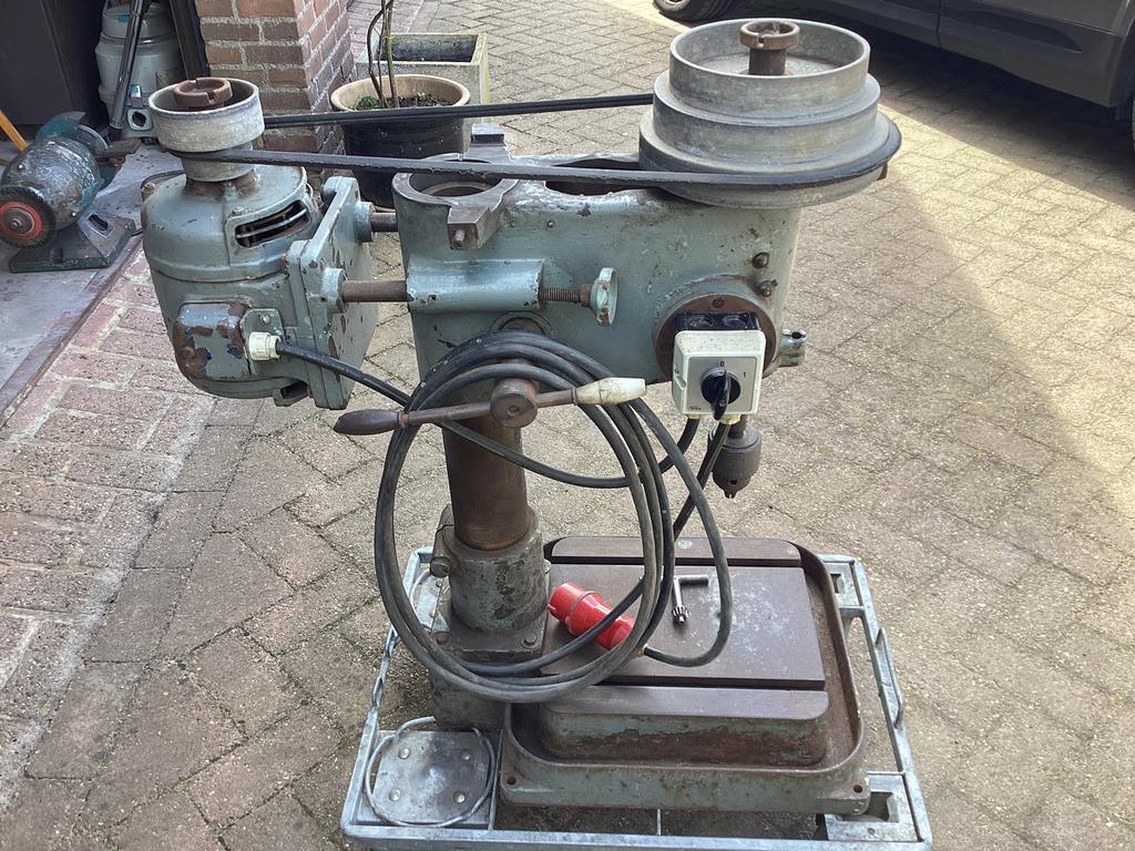 Kolomboormachine, Ophalen, Gebruikt, Boormachine